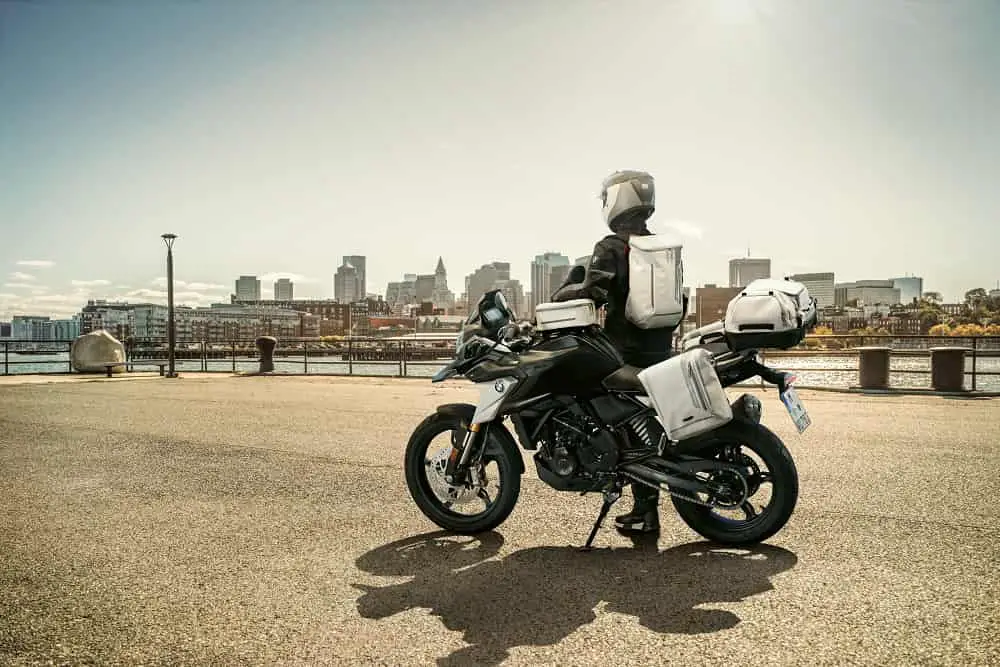 El sector de la moto y los vehículos ligeros crece casi un 20% en julio de 2023