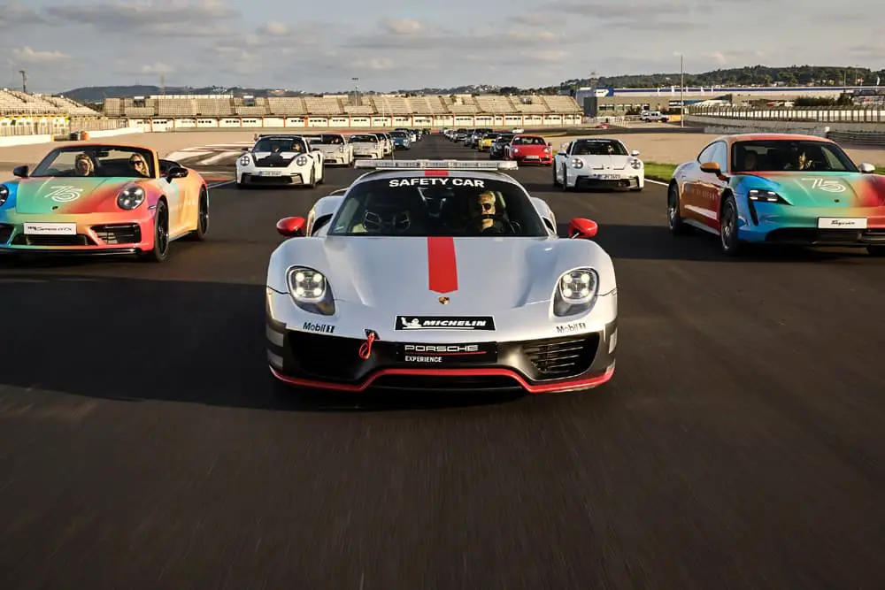 Porsche Ibérica celebra el 75º aniversario de la marca en Valencia