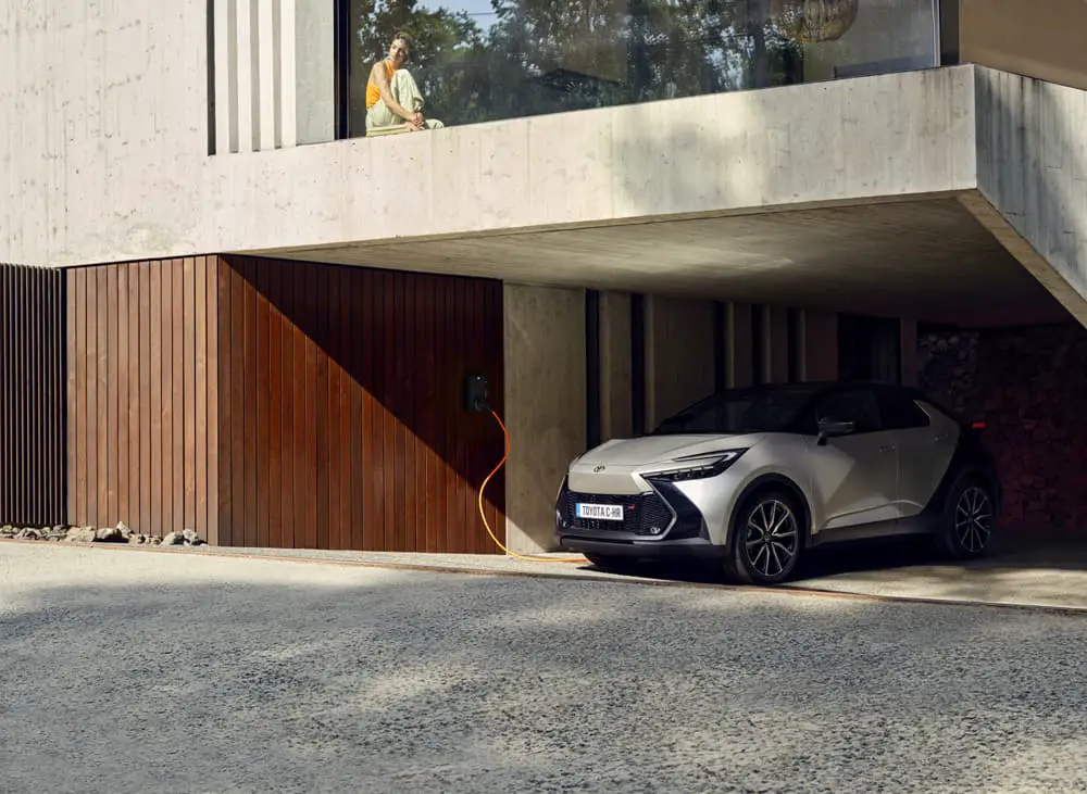Nuevo Toyota C-HR Plug- in ya en venta en España